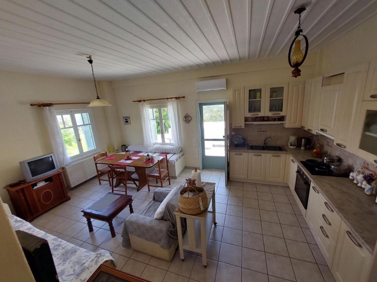 Palaiokrassa Sunny Appartment Mesaria  Екстериор снимка